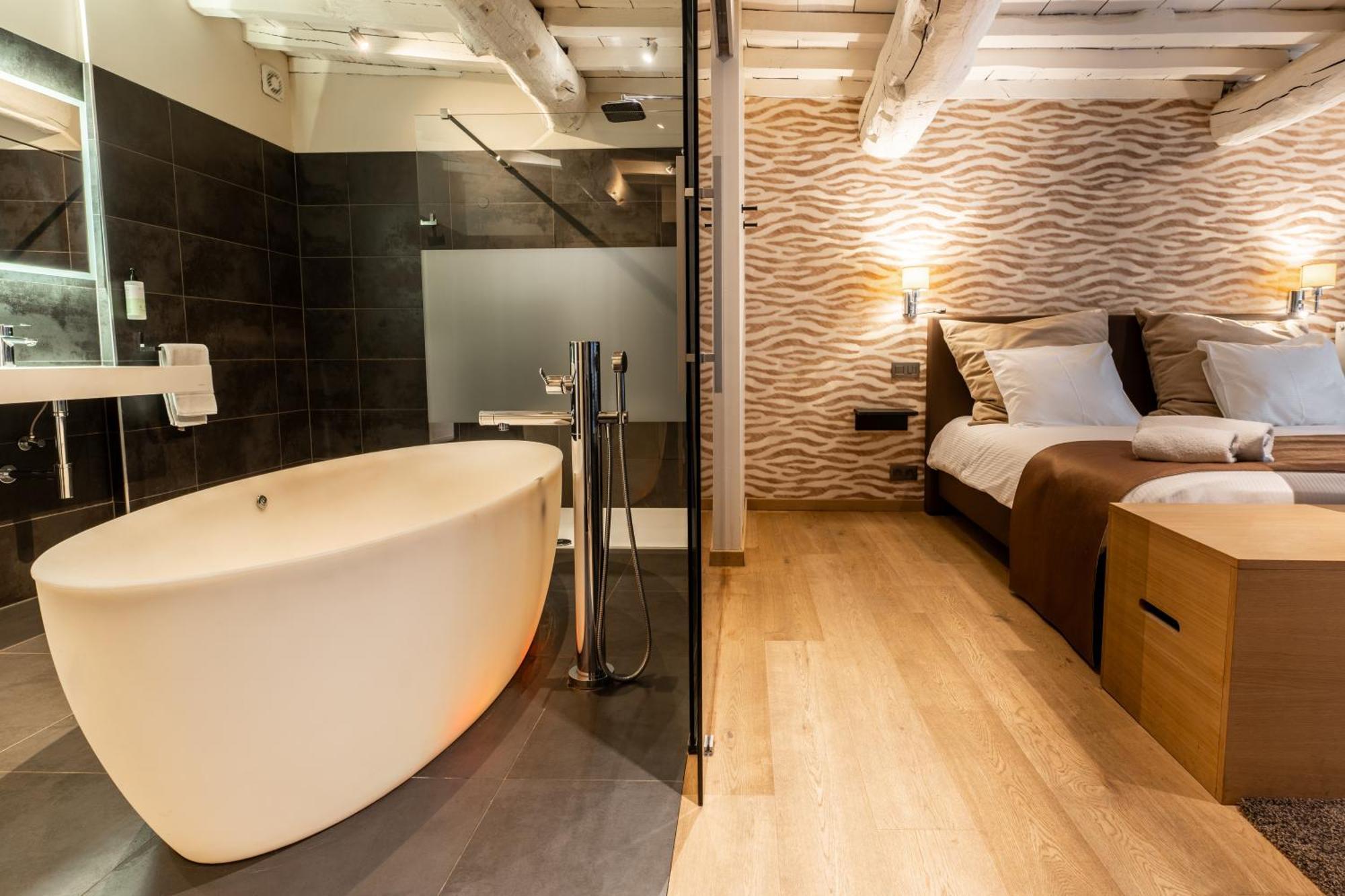 Hotel Le Manoir Марш ан Фамен Екстериор снимка