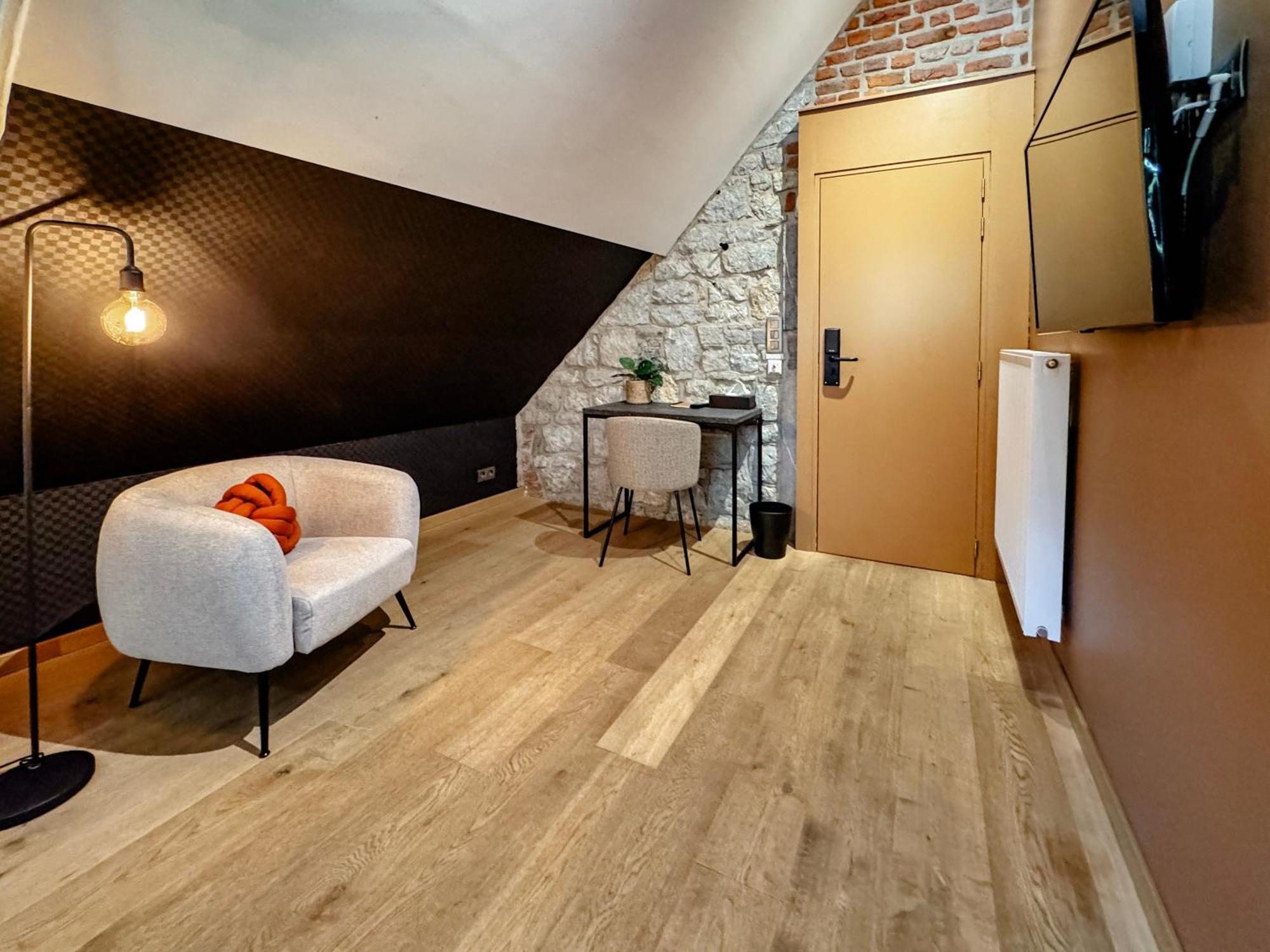 Hotel Le Manoir Марш ан Фамен Екстериор снимка