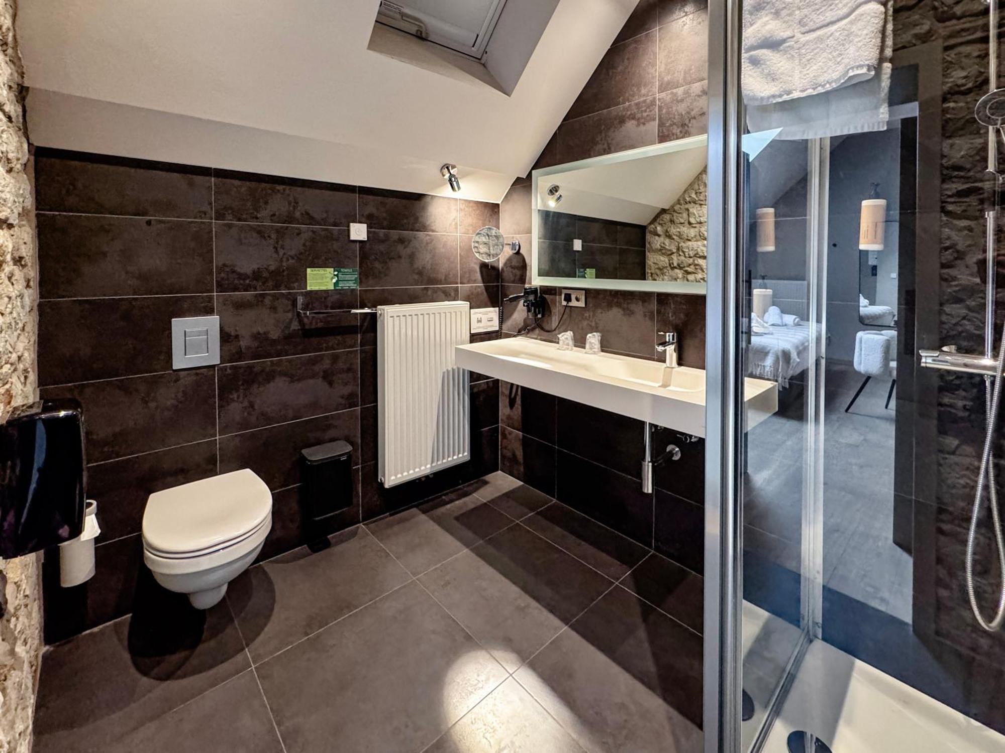Hotel Le Manoir Марш ан Фамен Екстериор снимка