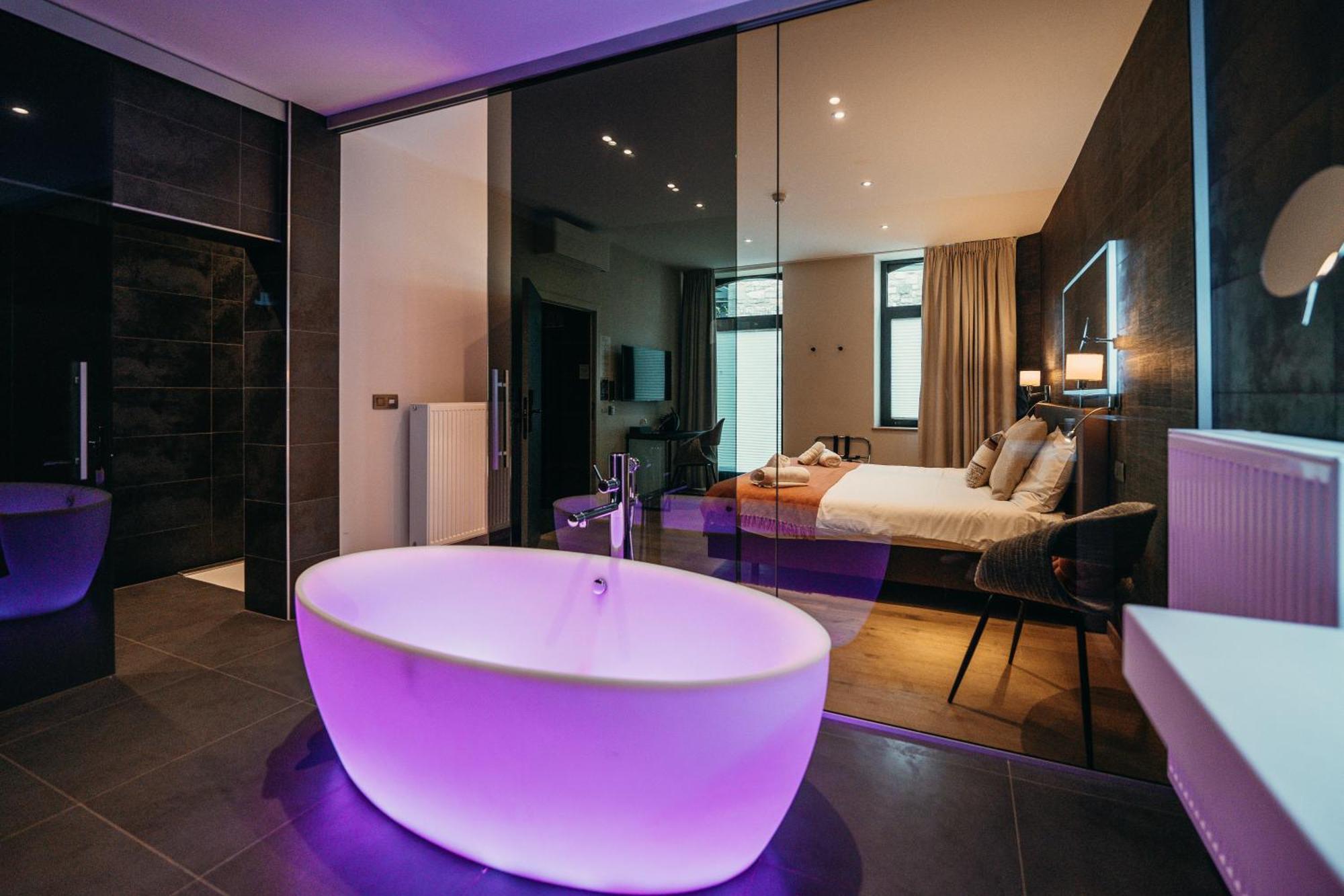 Hotel Le Manoir Марш ан Фамен Екстериор снимка